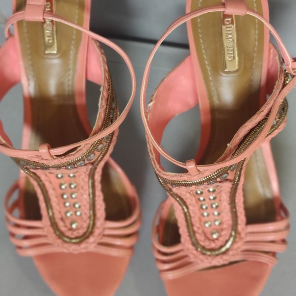 Beautiful pink sandal - Picture 3 of 4